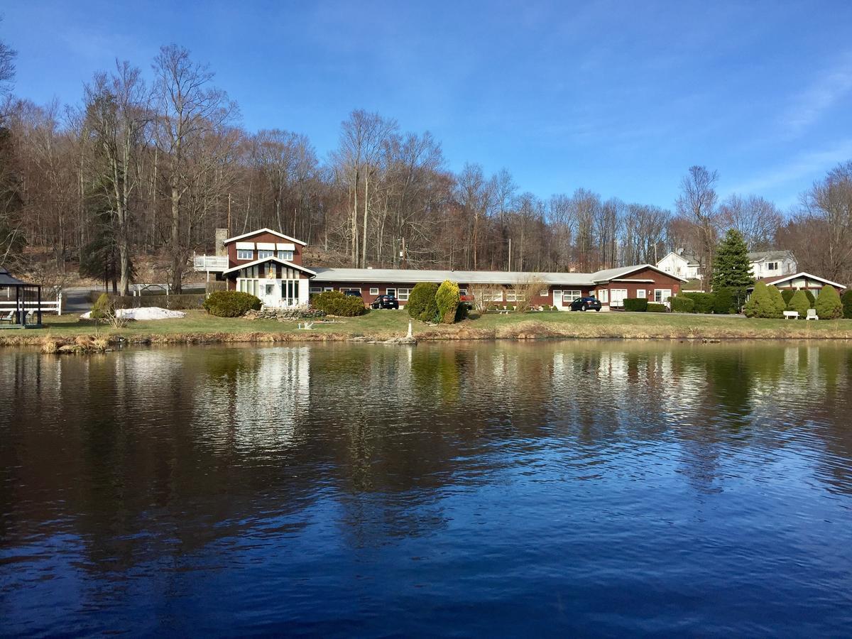 Lake Moc A Tek Inn Lakeville Exterior foto